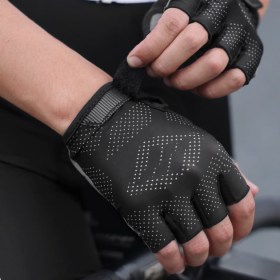 cycling-gloves-p24-1